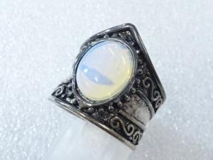 ウォーターオパール　指輪(15号)